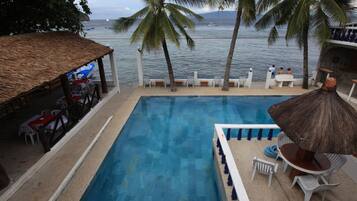 Outdoor pool, pool loungers