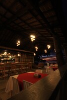 Se sirven desayunos, almuerzos, cenas y cocina asiática 