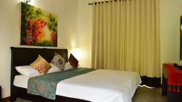 Deluxe Room | In-room safe, desk, free WiFi