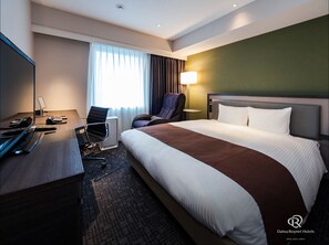 特色装修、办公桌、遮光窗帘、隔音