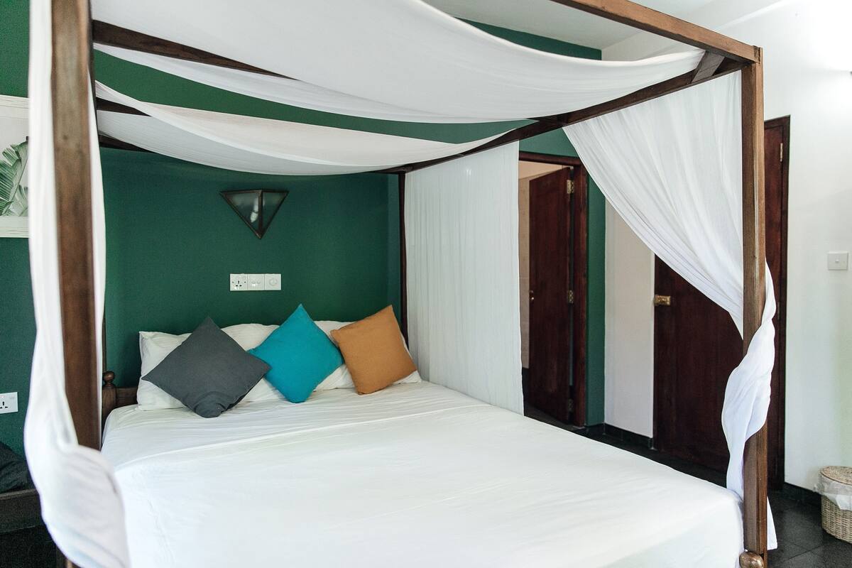 Doppelzimmer, 1 Doppelbett, Balkon, Gartenblick