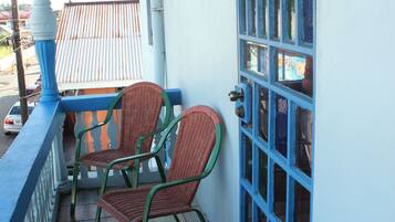 Eenvoudige tweepersoonskamer | Terras