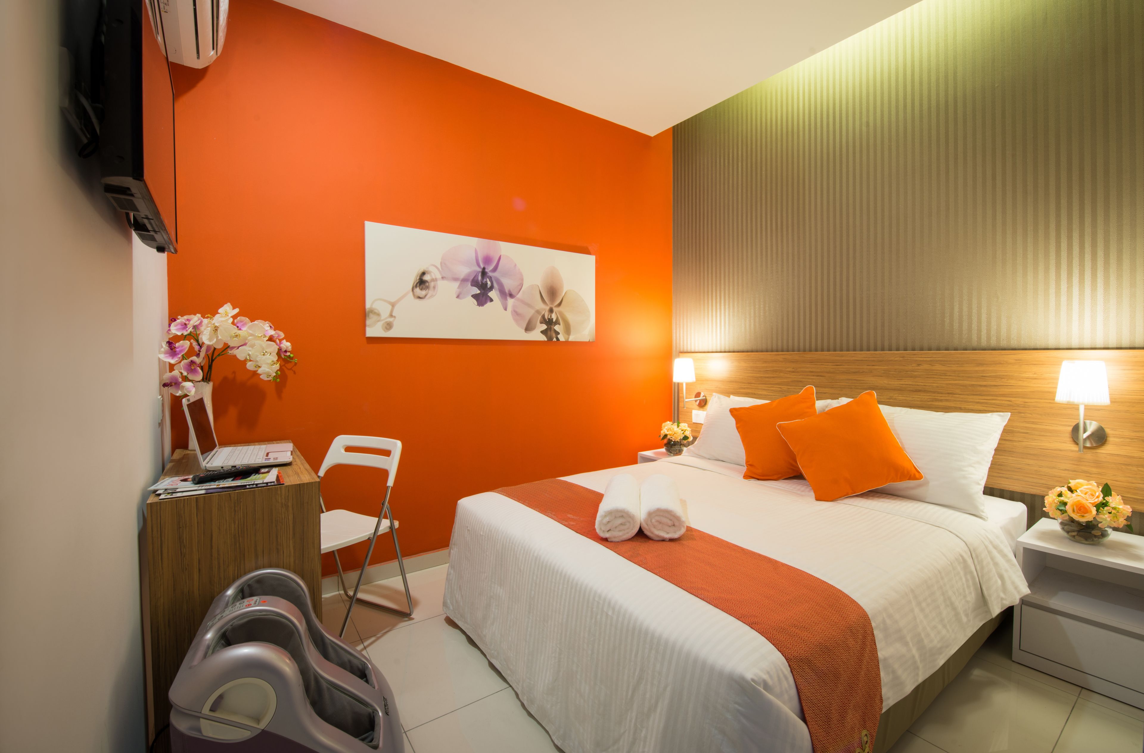 Kamar Standar | Meja kerja, kedap suara, setrika/meja setrika, dan Wi-Fi gratis