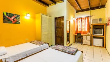 Standard Room, 2 Single Beds | In-room safe, individually decorated, individually furnished, desk