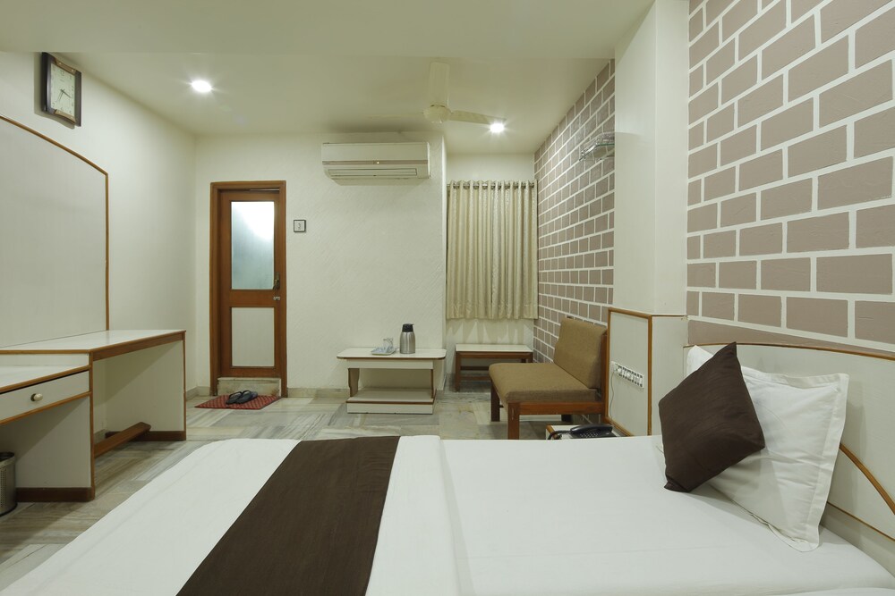 Hotel Good Night by null