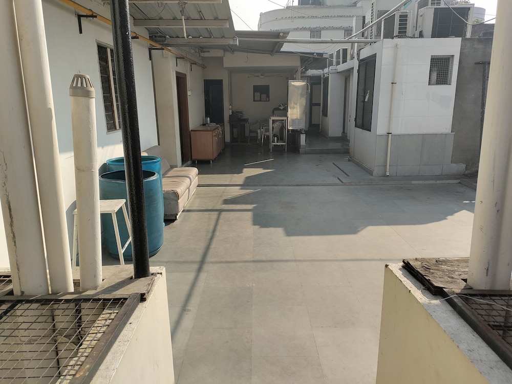 Hotel Good Night by null