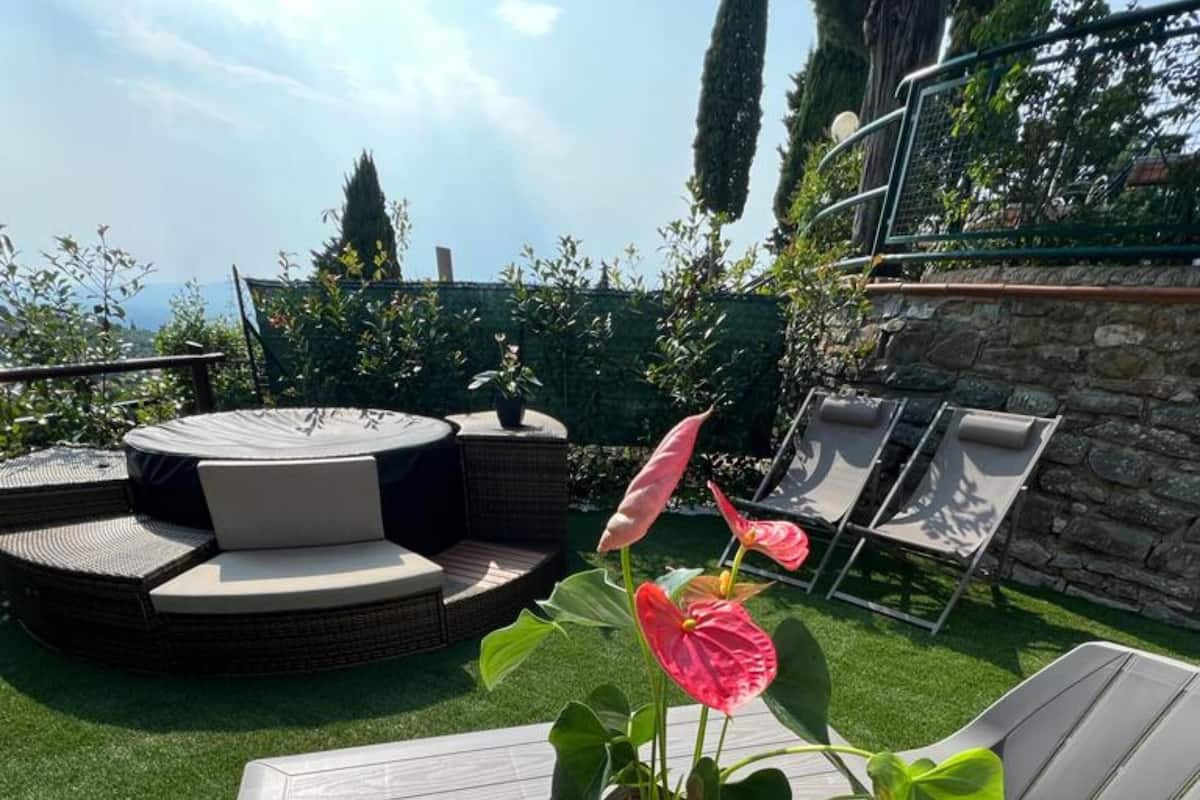Deluxe Room | Terrace/patio