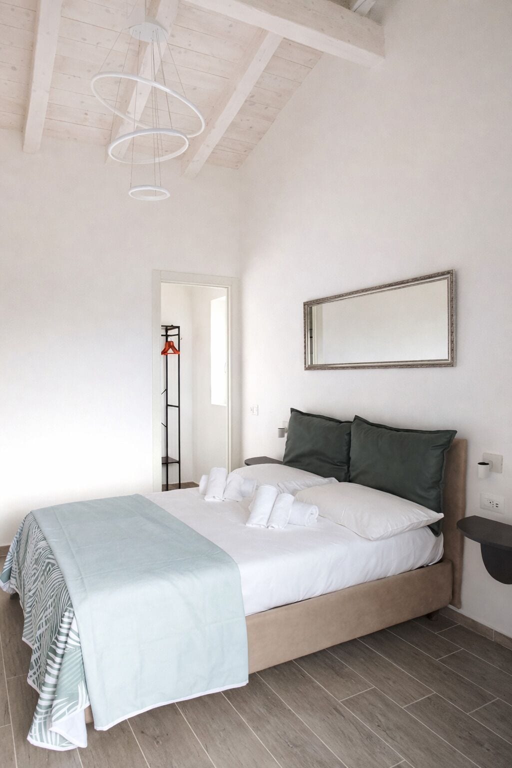 Premier Mobile Home | 1 bedroom, premium bedding, bed sheets