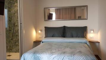 1 bedroom, premium bedding, bed sheets