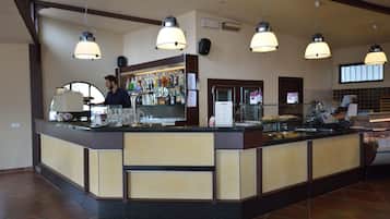 Bar (en la propiedad)