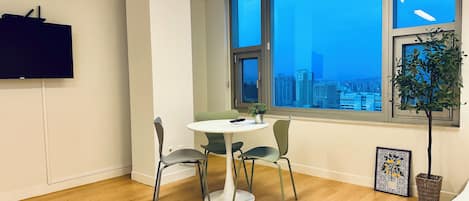 Superior Twin Queen(Cheonggyecheon view) | Individually decorated, desk, laptop workspace, blackout curtains