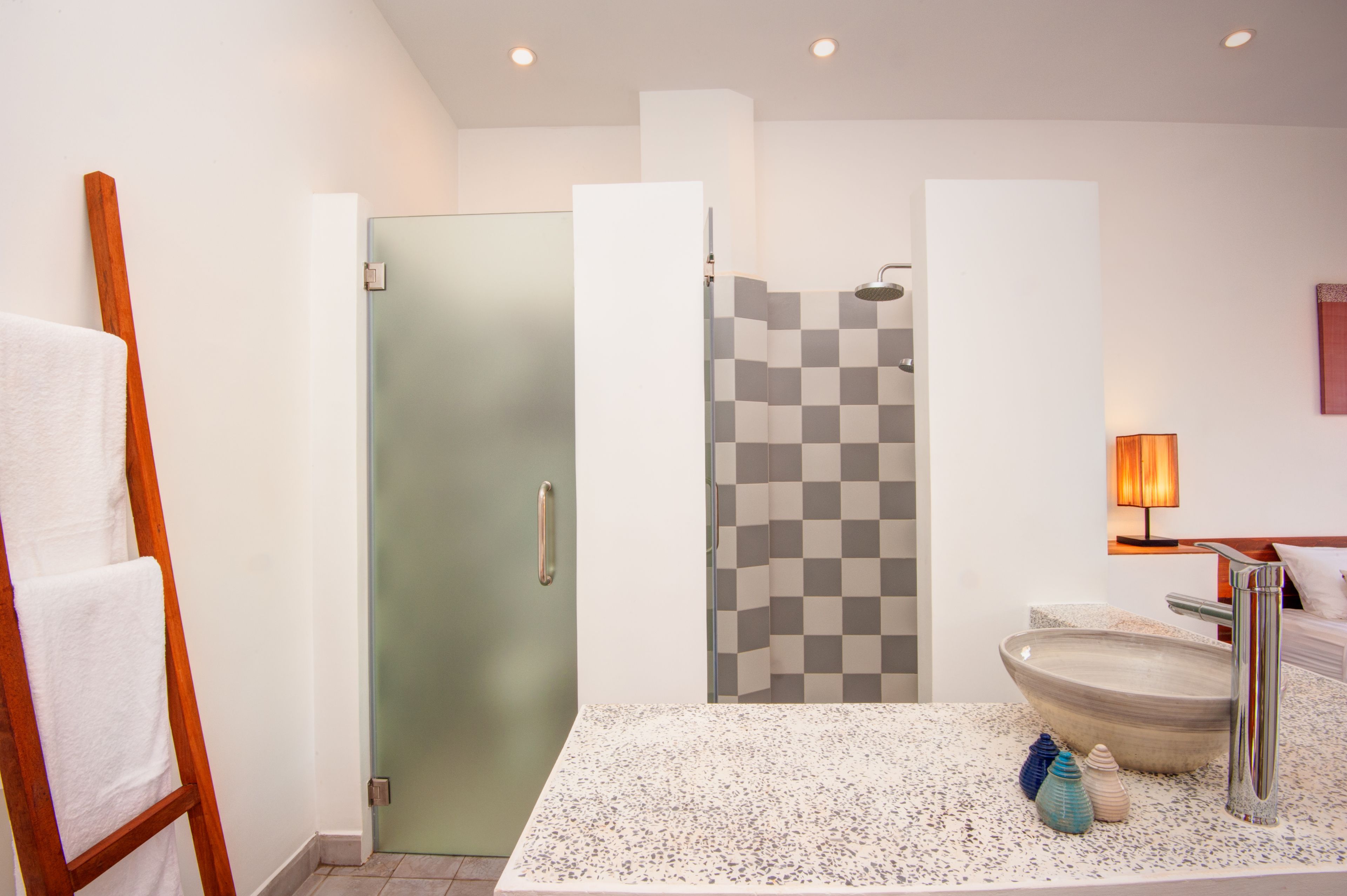 superior single room | bathroom | shower, free toiletries, hair dryer, slippers