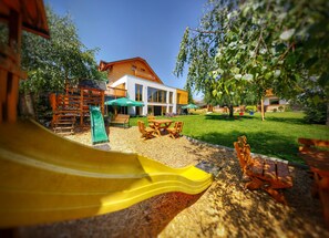 Children's play area - outdoor