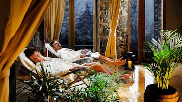Salas de tratamiento para parejas, sauna y baño de vapor