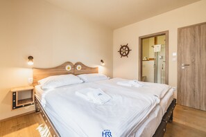 Caja de seguridad en la habitación, wifi gratis y ropa de cama 