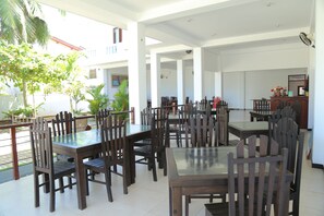Daily English breakfast (USD 3.50 per person)