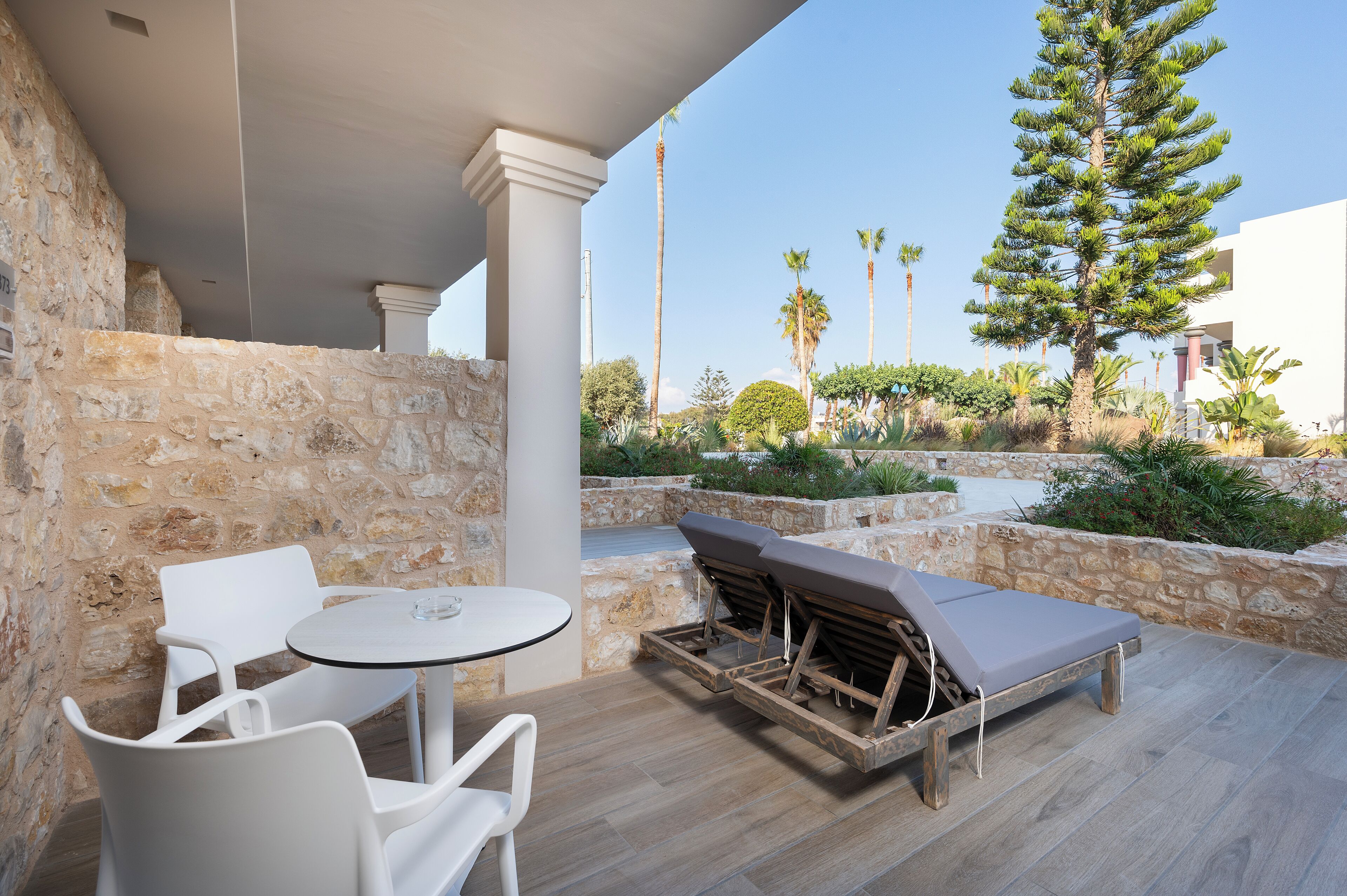 Deluxe Family 1 Garden View | Ausblick vom Zimmer