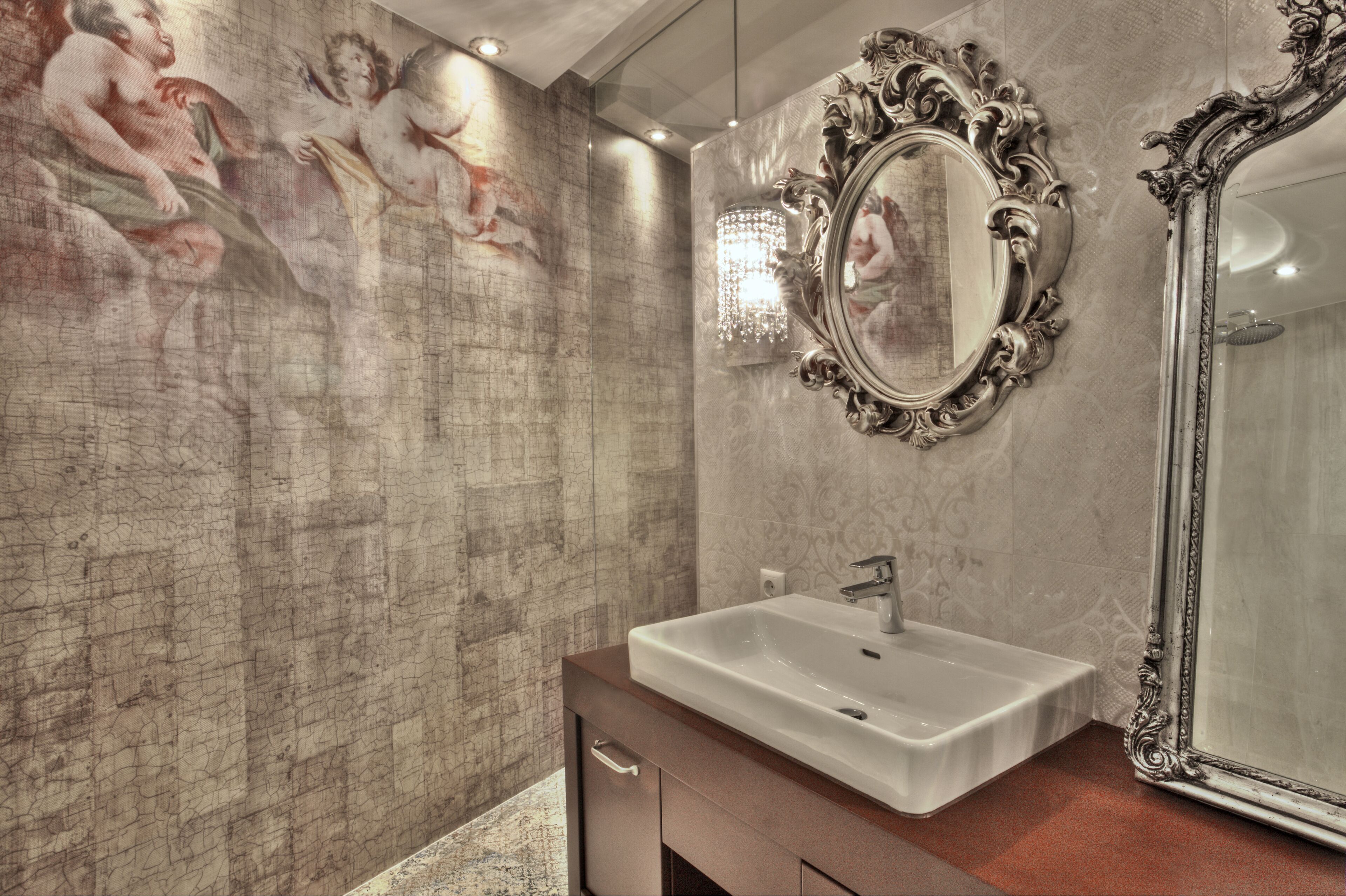 luxury suite | bathroom | free toiletries, hair dryer, bathrobes, towels