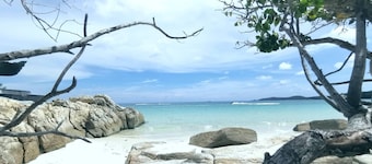 Green Bay Samed Resort