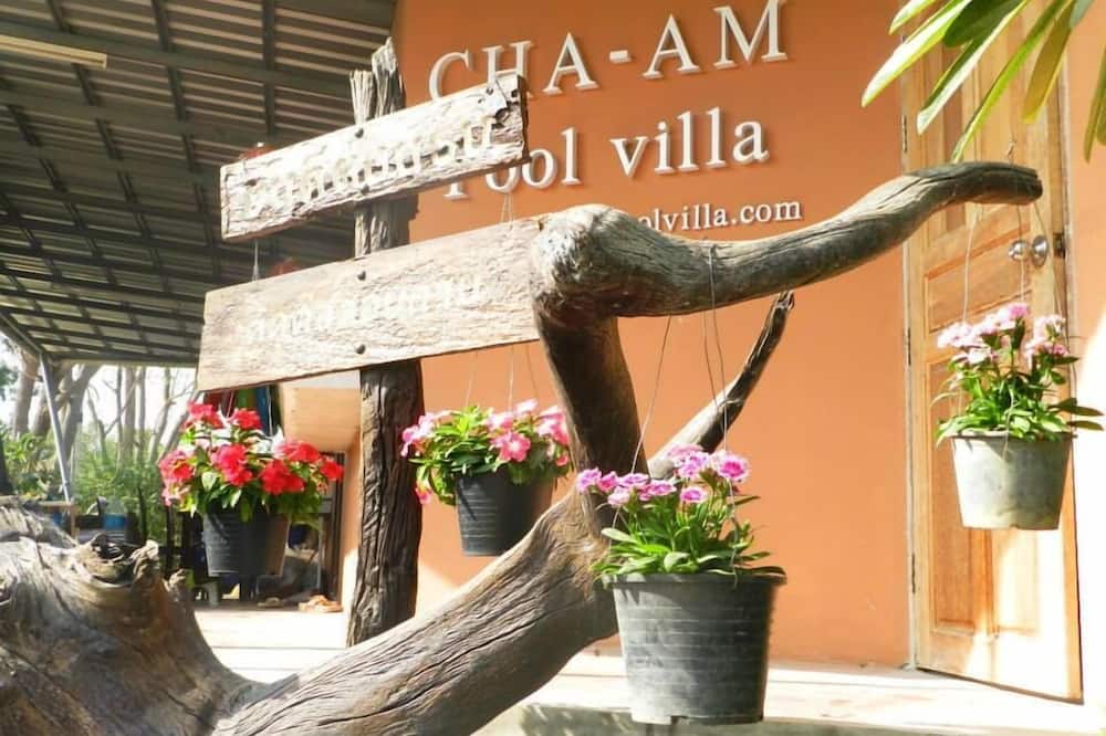 Cha-am Pool Villa