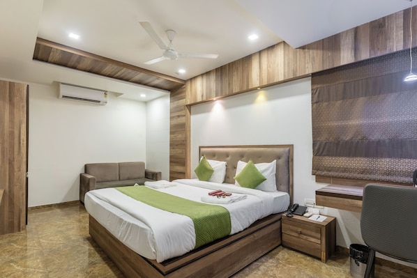 Premium bedding, desk, blackout curtains, soundproofing - Hotel Summit (Ahmedabad)