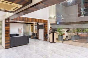 로비 좌석 공간