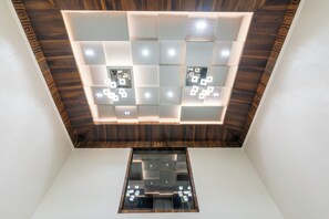 Lobby - Hotel Summit (Ahmedabad)