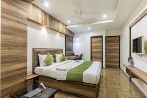 디럭스룸 | 1 개의 침실, 고급 침구, 암막 커튼, 방음 설비