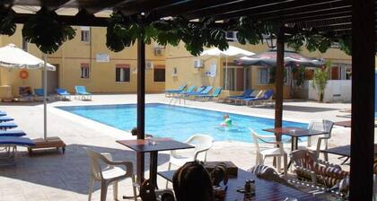 Nick's Hotel Apartments