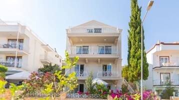 ์๋ฐ ์์ค ๋ด ํธ์ ์์ค/์๋น์ค