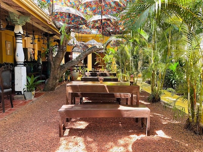 Mango House