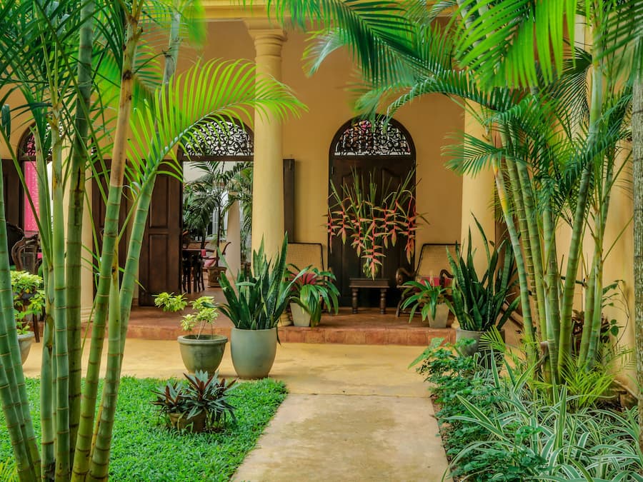 EntrĂ©e de lâhĂ©bergement