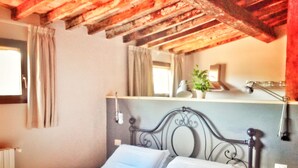 Unclassified image, 2 of 25, button - Florence Dome Hotel (Florence)