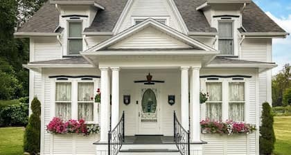 B&B Hillhouse