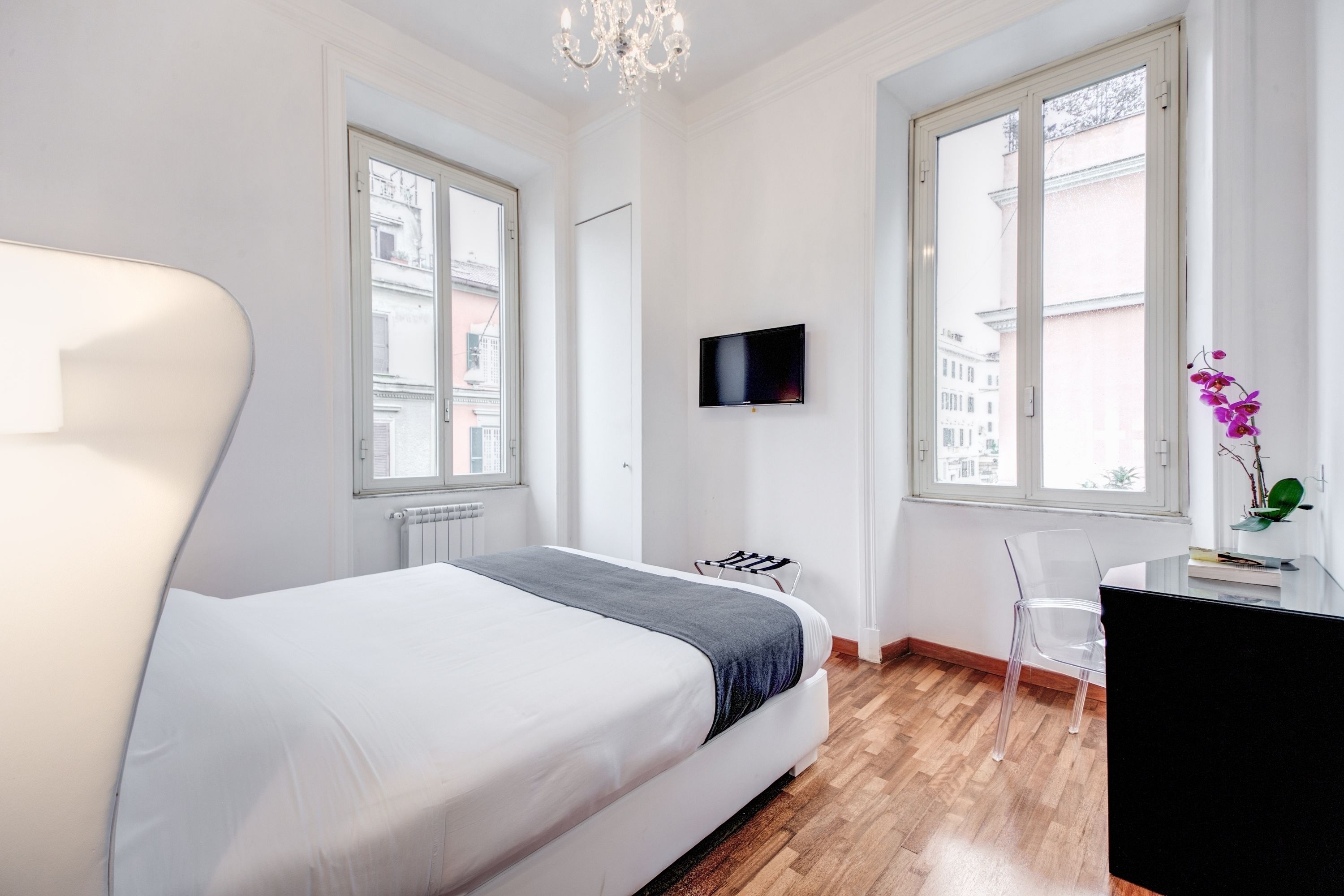 Photo - Imperia Suite