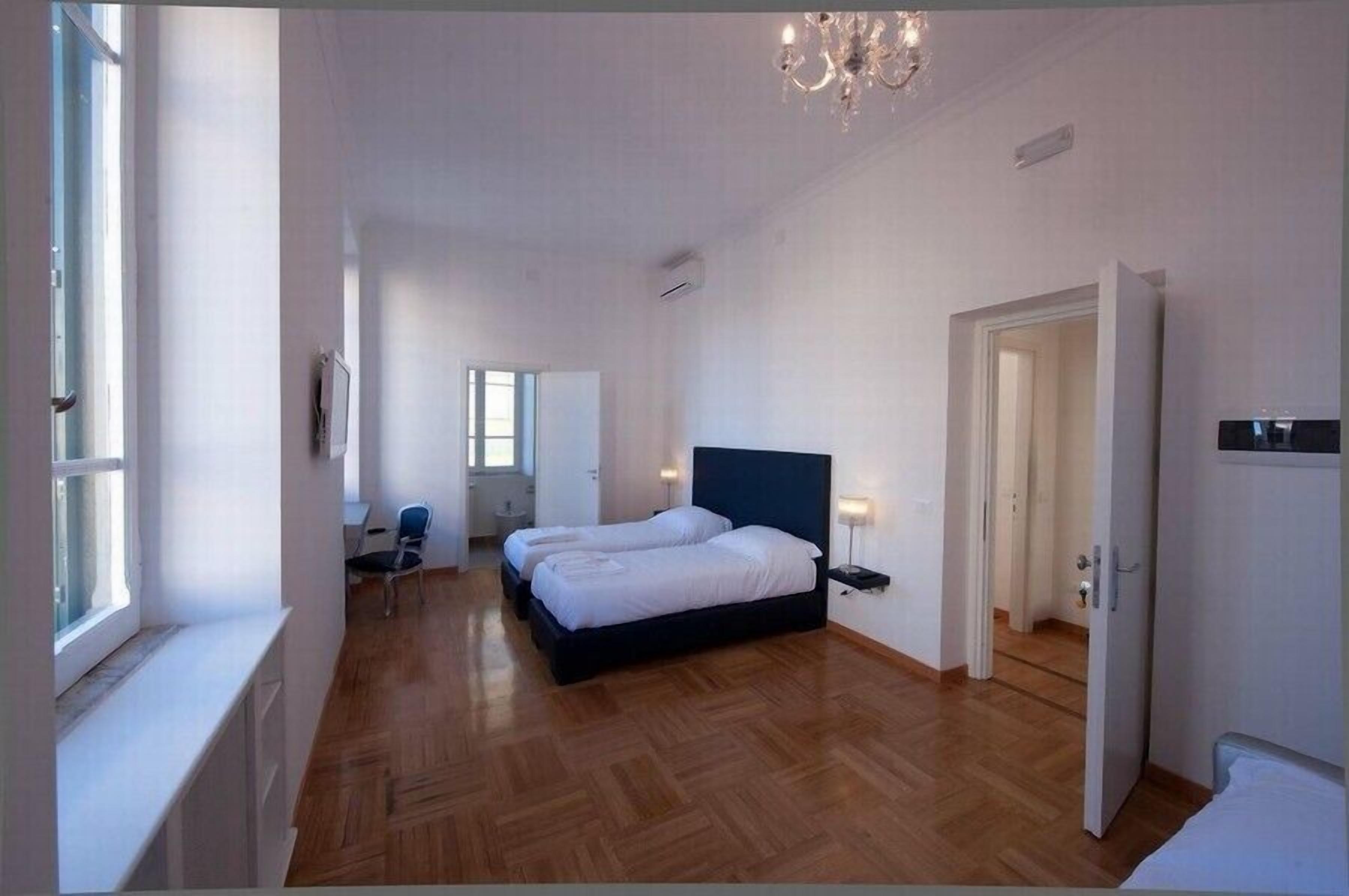 Photo - Imperia Suite