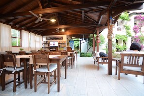 Desayuno continental incluido todos los días