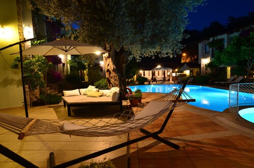 Olive Garden Apart Hotel