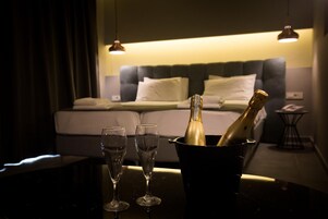 Sistema de insonorización, camas plegables/adicionales y wifi gratis 