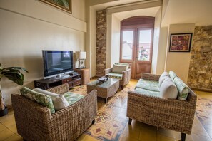 Living room - Hotel Casa Antigua (Panama City)