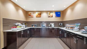 Desayuno buffet incluido todos los días
