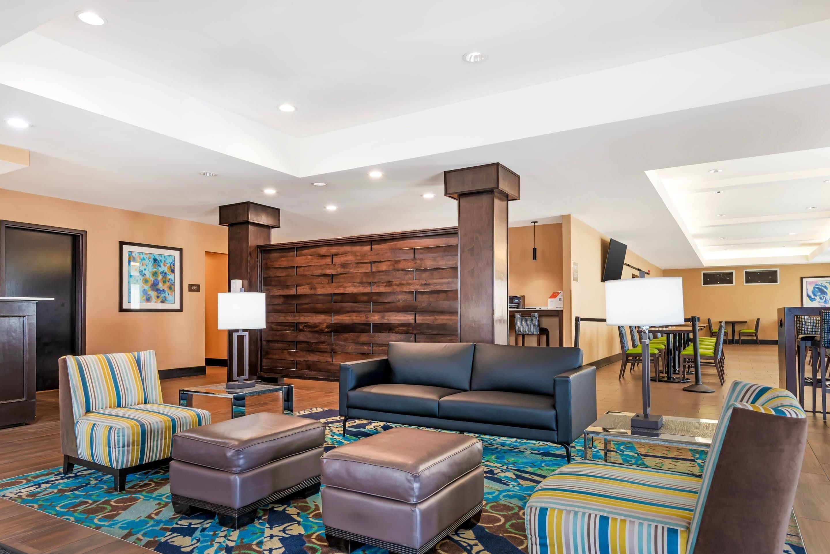 Foto - Comfort Inn & Suites Airport North
