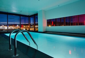 Indoor pool, pool loungers