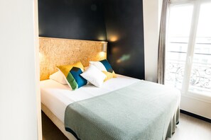 Habitación doble superior, 1 cama de matrimonio | Wifi gratis y ropa de cama