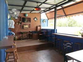 Café da manhã continental todos os dias (MYR 12 por pessoa) 