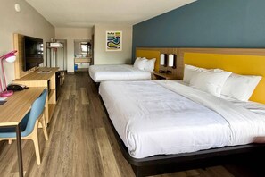 Standard-huone, 2 keskisuurta parisänkyä | Työpöytä, ilmainen Wi-Fi, vuodevaatteet, herätyskellot