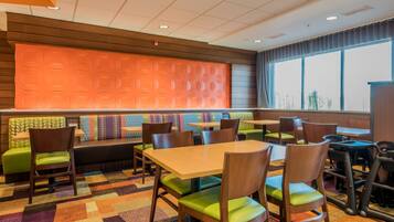 Petit déjeuner continental compris tous les jours