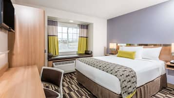 Schreibtisch, Bügeleisen/Bügelbrett, kostenlose Babybetten