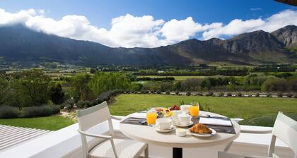 Mont Rochelle Hotel & Vineyard