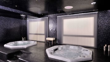 Sauna, steam room, 4 treatment rooms, massages